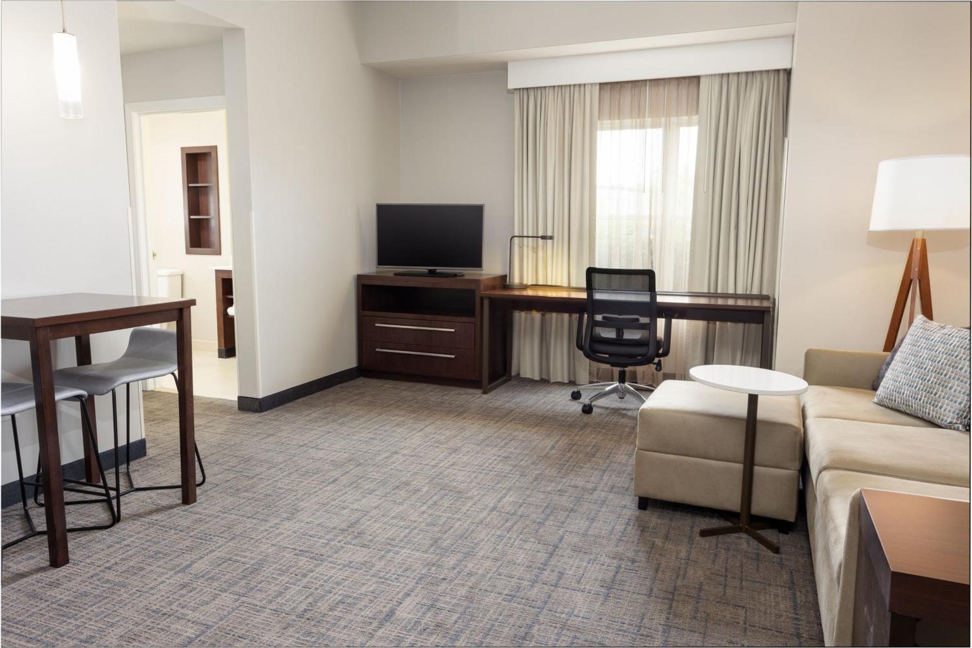 Hotel By Marriott Polaris 3*